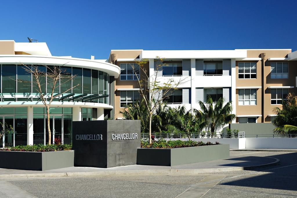 Chancellor Executive Apartments Gold Coast Bagian luar foto