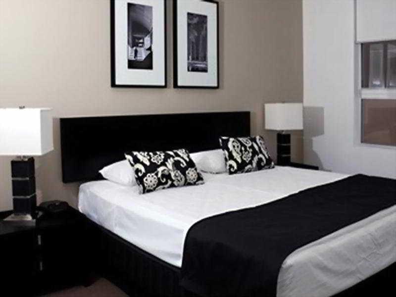 Chancellor Executive Apartments Gold Coast Bagian luar foto